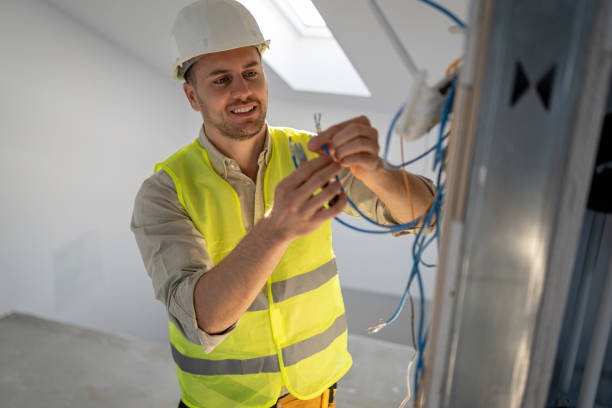 Best Electrical Outlet Repair  in Fenton, MI